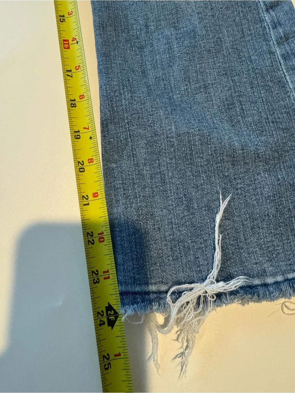 Frame Denim Medium Blue High-Rise Cropped Jeans